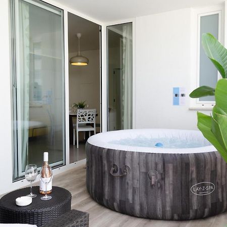 Apartmán Apulialux Polignano High Class / Jacuzzi + Parking Polignano a Mare Exteriér fotografie
