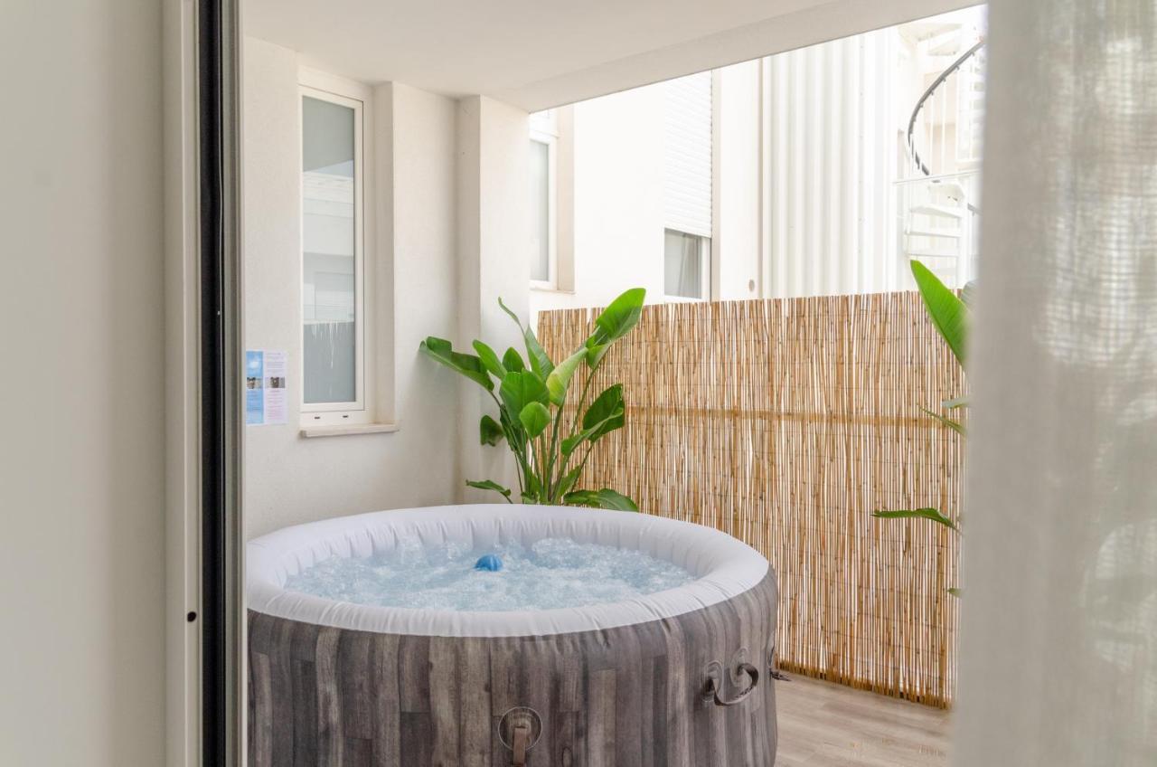 Apartmán Apulialux Polignano High Class / Jacuzzi + Parking Polignano a Mare Exteriér fotografie